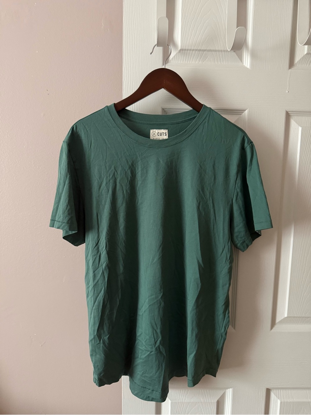 Cuts Clothing Curve Hem Crewneck T-shirt Bundle Men’ S XL Black, Green - Picture 5 of 6